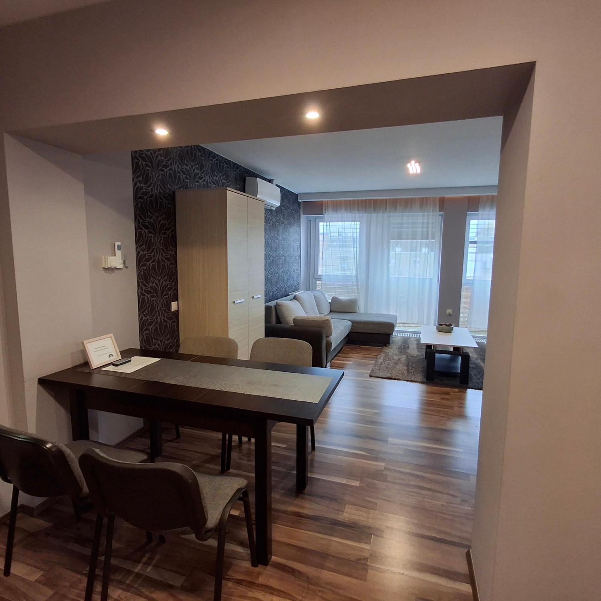 Unicorniselit Apartmanok Eğri Dış mekan fotoğraf